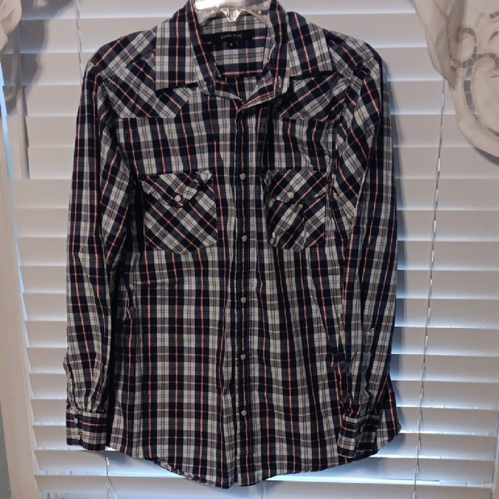 Plaid Button-Up Shirt- Double Pump Size Medium
